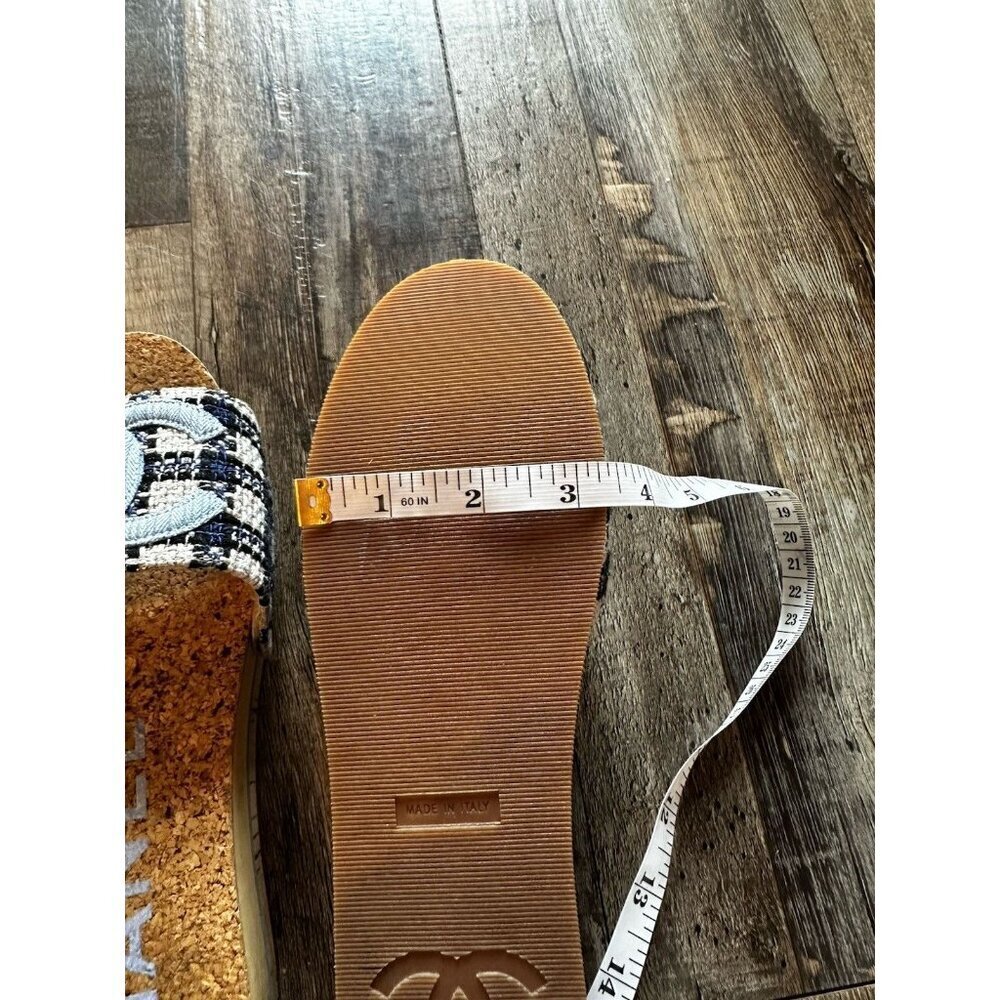 Chanel Tweed Mixed Fibers Cork CC Mule Sandal Navy Blue White Size 38 - Picture 12 of 13